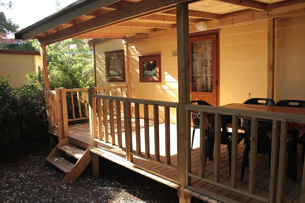 Camping Casa Di Caccia マリーナ・ディ・ビッボーナ ホリデーパーク