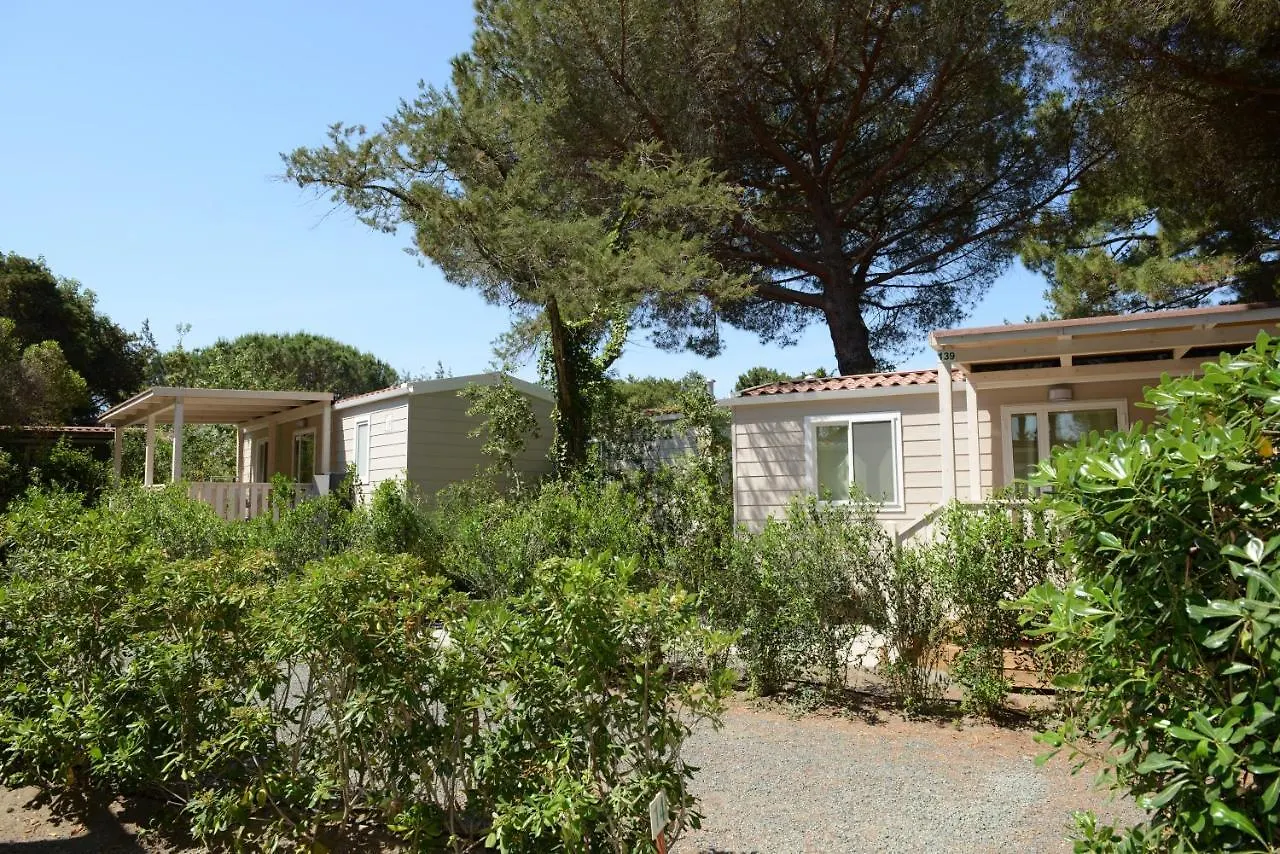 ホリデーパーク Camping Casa Di Caccia マリーナ・ディ・ビッボーナ